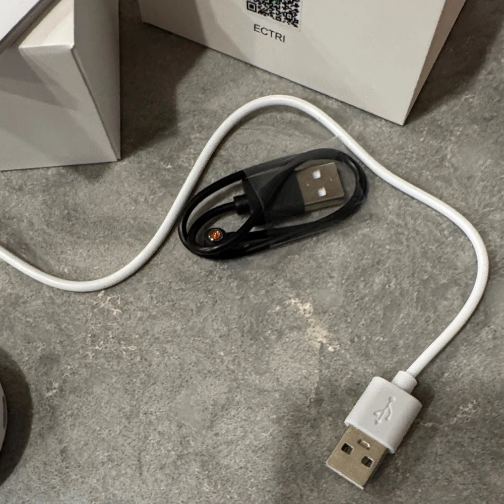 Smart Ring with Charging Dock - Picture 5 of 7